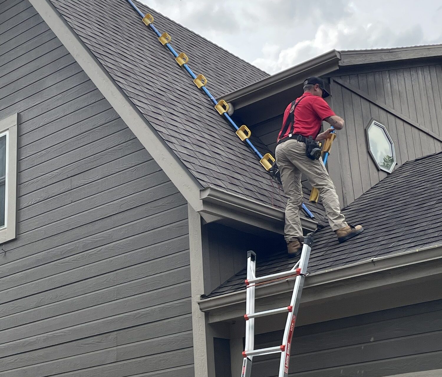 Seamless Gutter Installation
